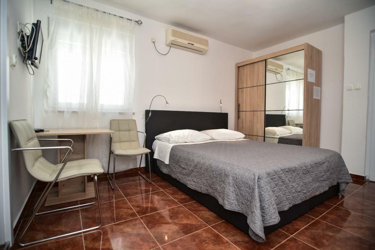Villa Benelux Zadar Eksteriør billede